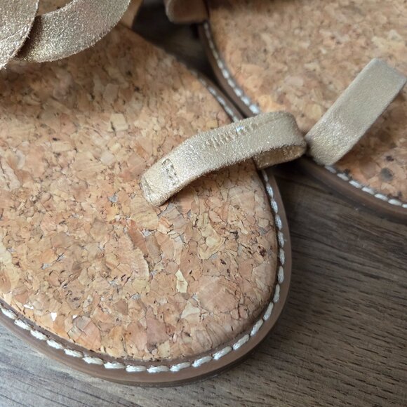 NEW W/O BOX CROWN VINTAGE LEATHER UPPER CORK FOOTBED TOE RING SANDALS 9.5 WMN - Picture 8 of 16